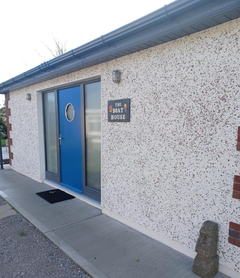 The Boathouse Apartment Cork Exterior photo